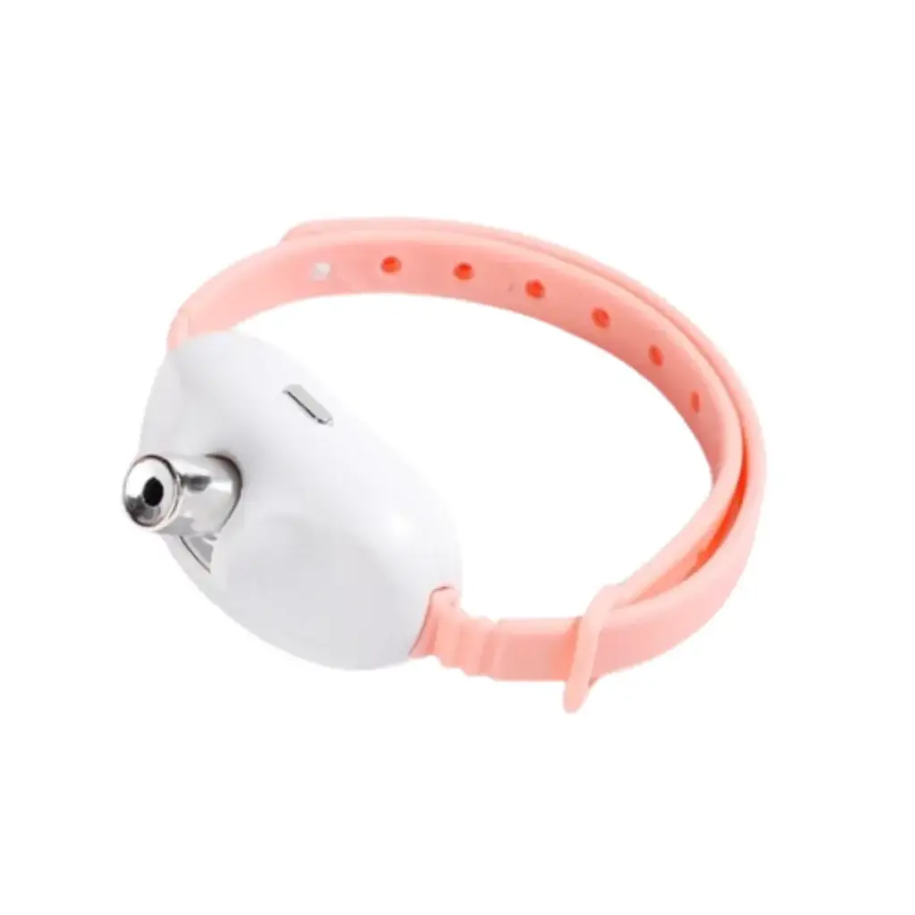 Collar interactivo con laser para gato